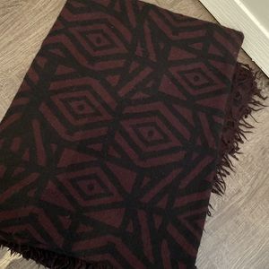 Aritzia blanket scarf